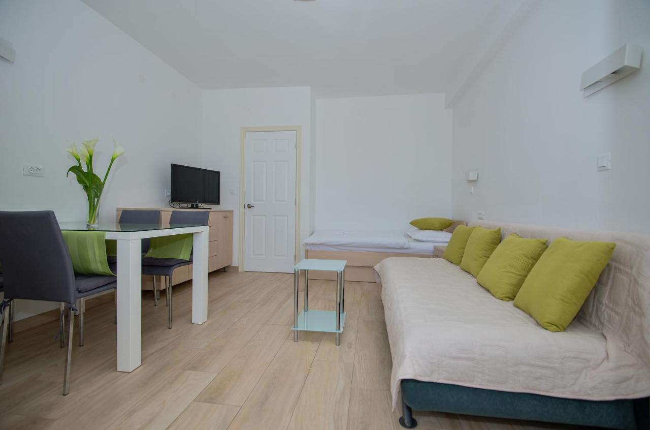 Apartments Beach Makarska Kültér fotó
